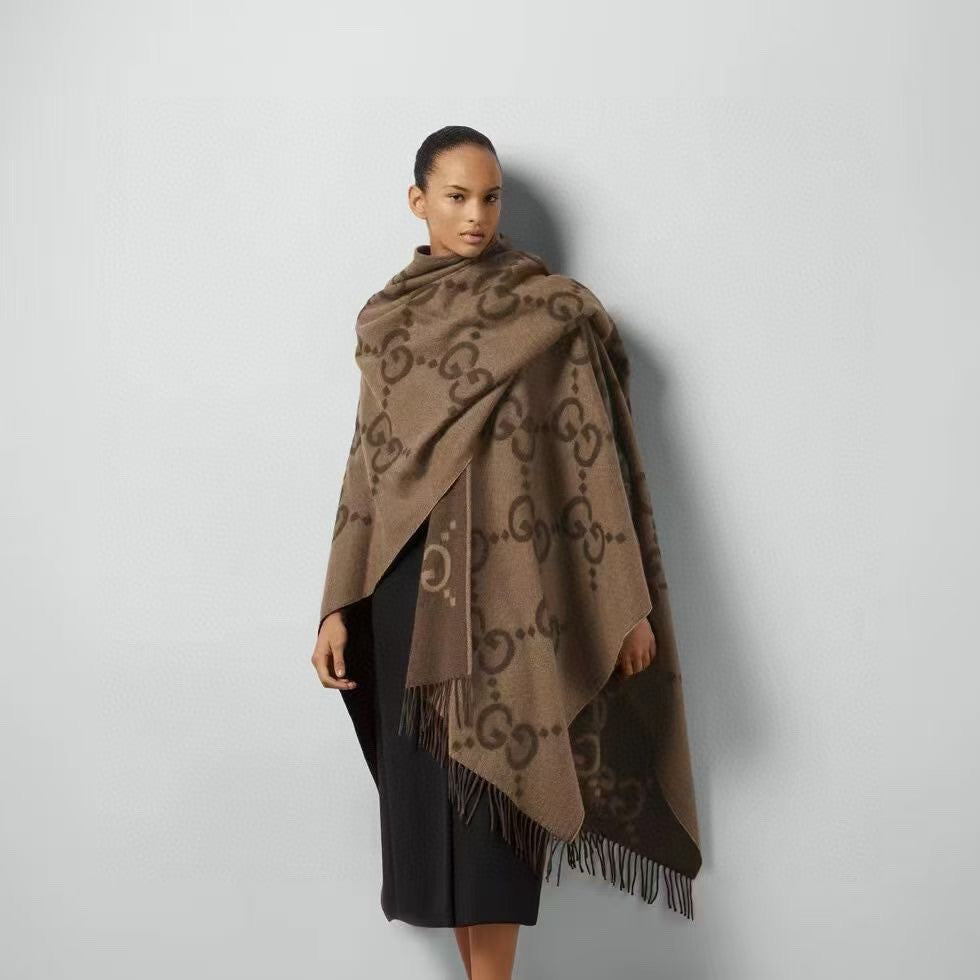 Worth the Hype – The Ultimate Winter Scarf-0016 Lxucase